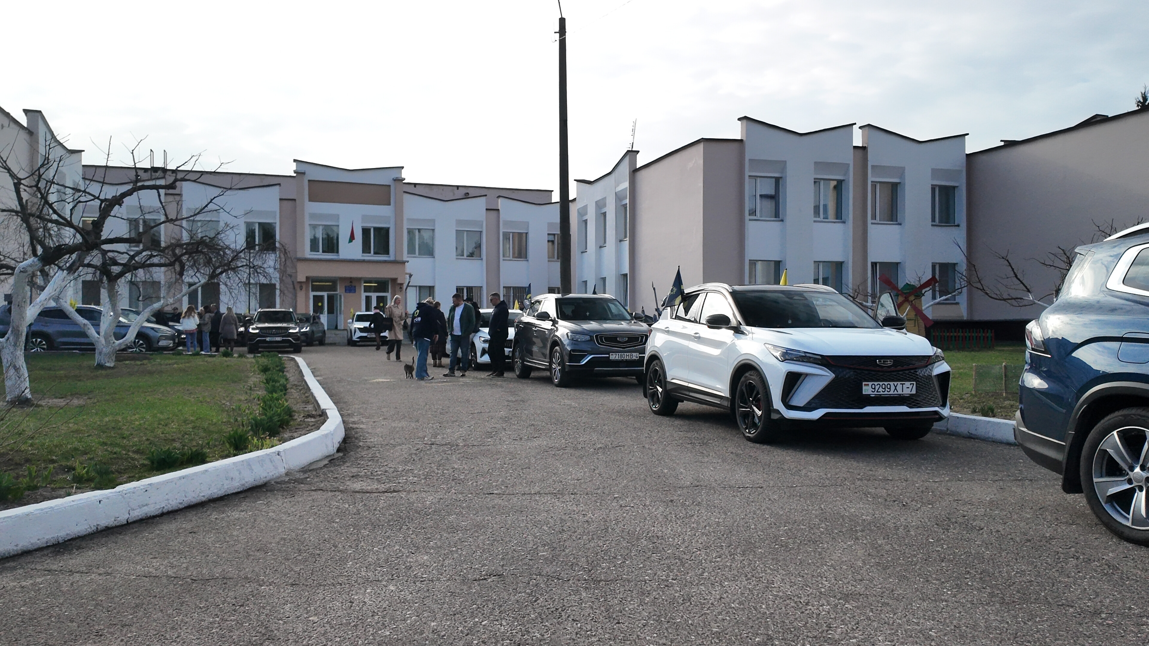 Автонова и 1CLUB превратили обычную пятницу в незабываемый праздник для воспитанников Бабичской специальной школы-интерната